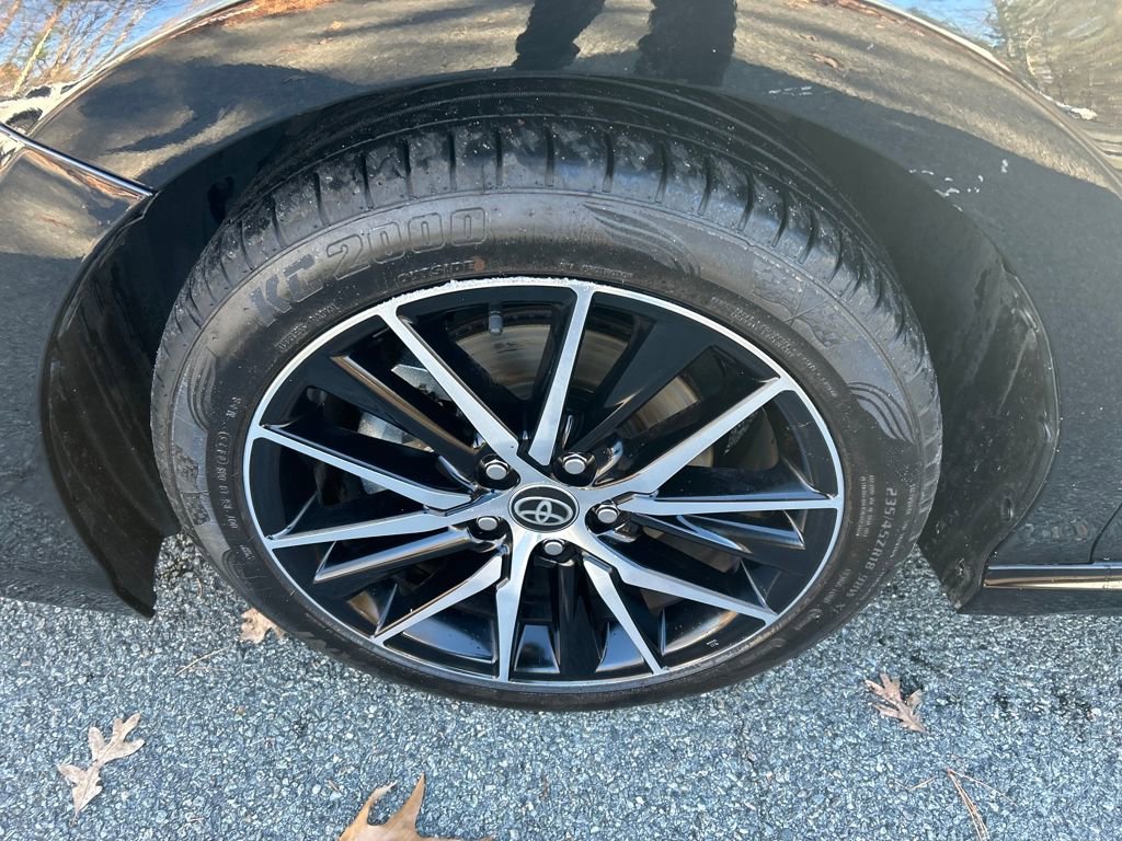 Used 2024 Toyota Camry SE image 10