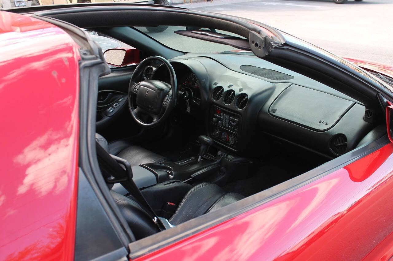 Used 2000 Pontiac Firebird Formula w/ Security Pkg RWD image 39