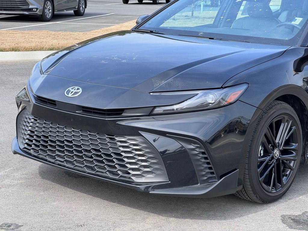 Used 2025 Toyota Camry SE FWD image 34