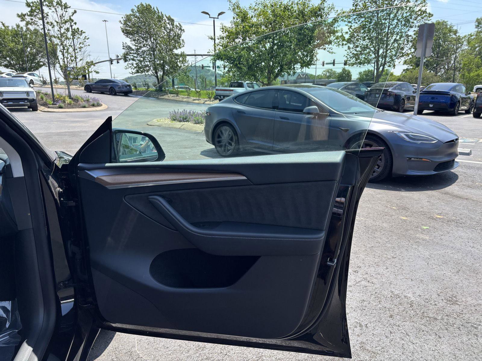 Used 2023 Tesla Model Y Performance AWD/4WD image 8