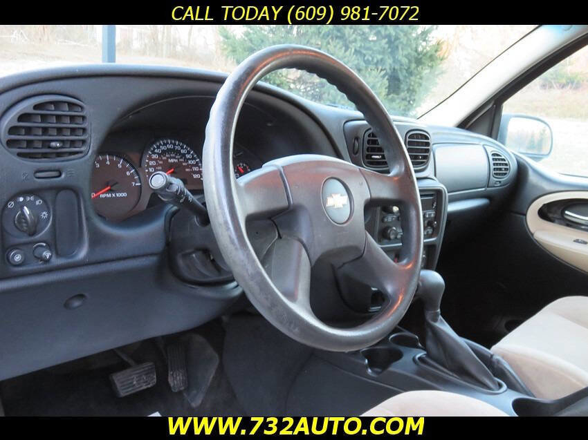 Used 2005 Chevrolet TrailBlazer LS w/ LS Preferred Equipment Group image 25