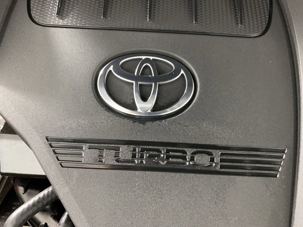 Used 2025 Toyota Grand Highlander AWD image 47