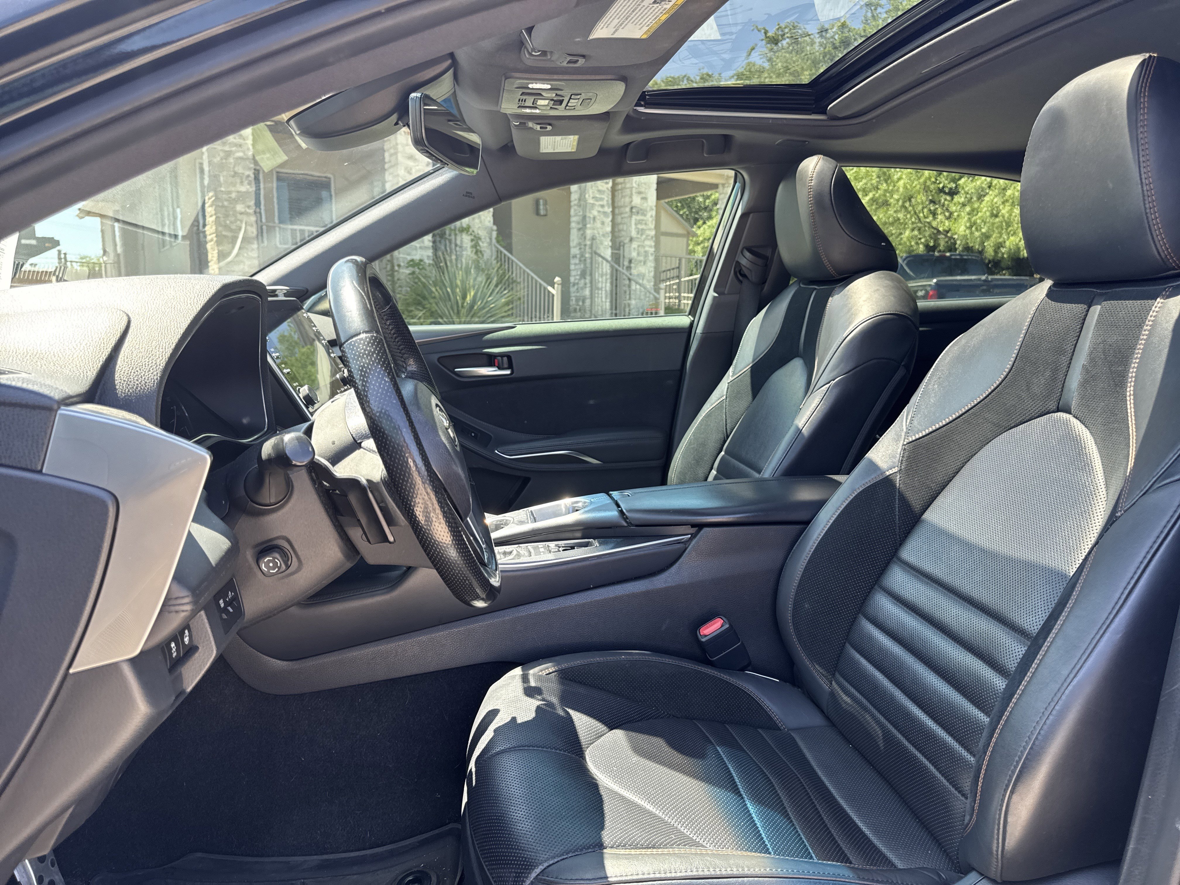 Used 2019 Toyota Avalon Touring FWD image 27