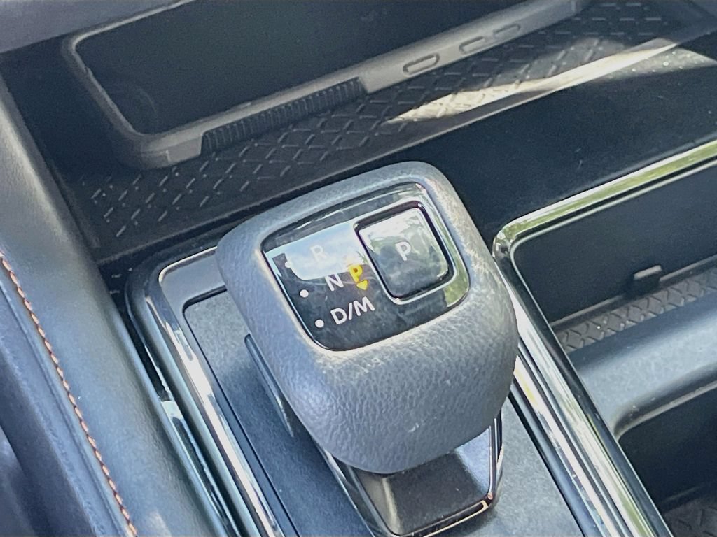 Used 2025 Nissan Pathfinder Rock Creek AWD/4WD image 16