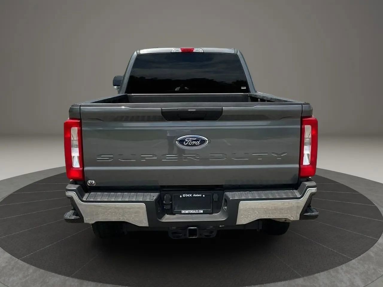 Used 2024 Ford F250 XLT AWD/4WD image 4