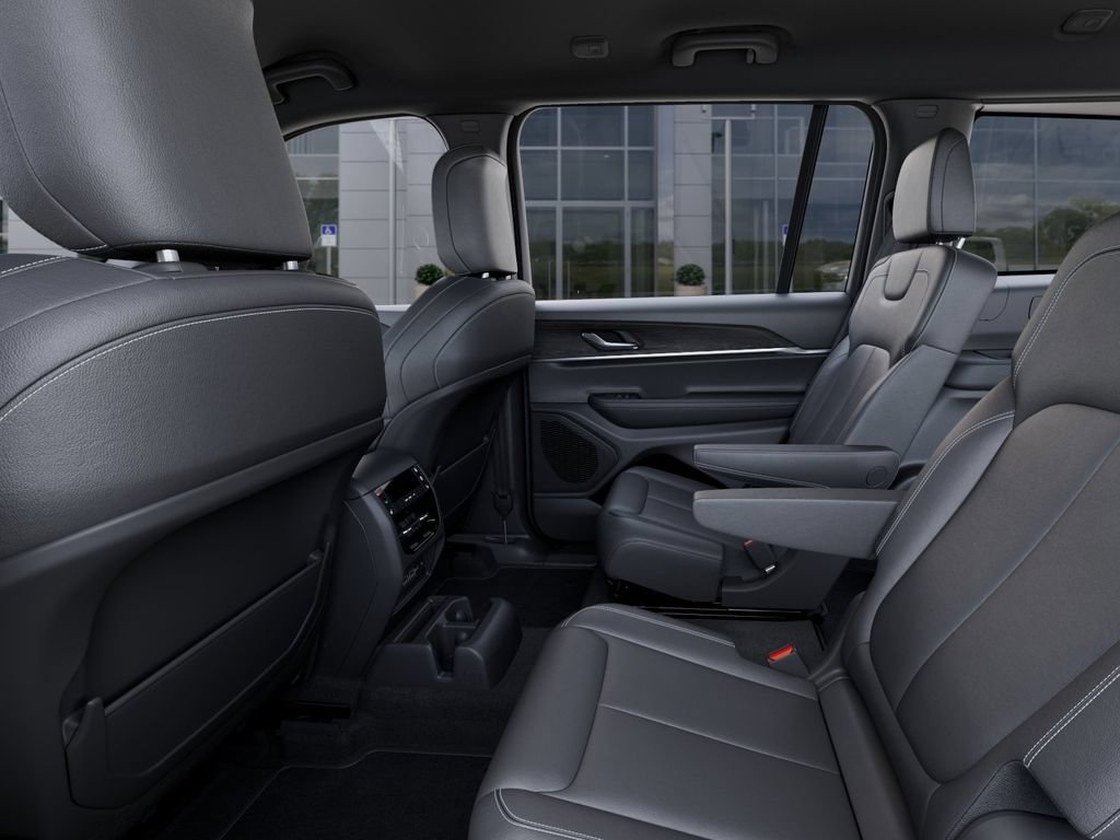 New 2025 Jeep Grand Cherokee L Limited AWD/4WD image 24