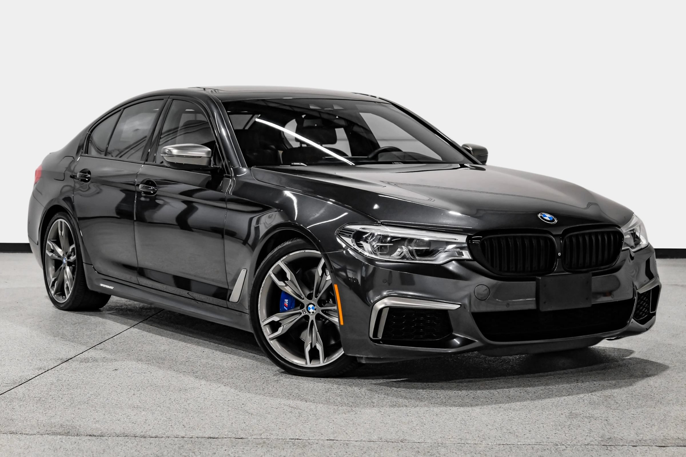 Used 2019 BMW M550i xDrive w/ Premium Package 2 AWD/4WD image 4