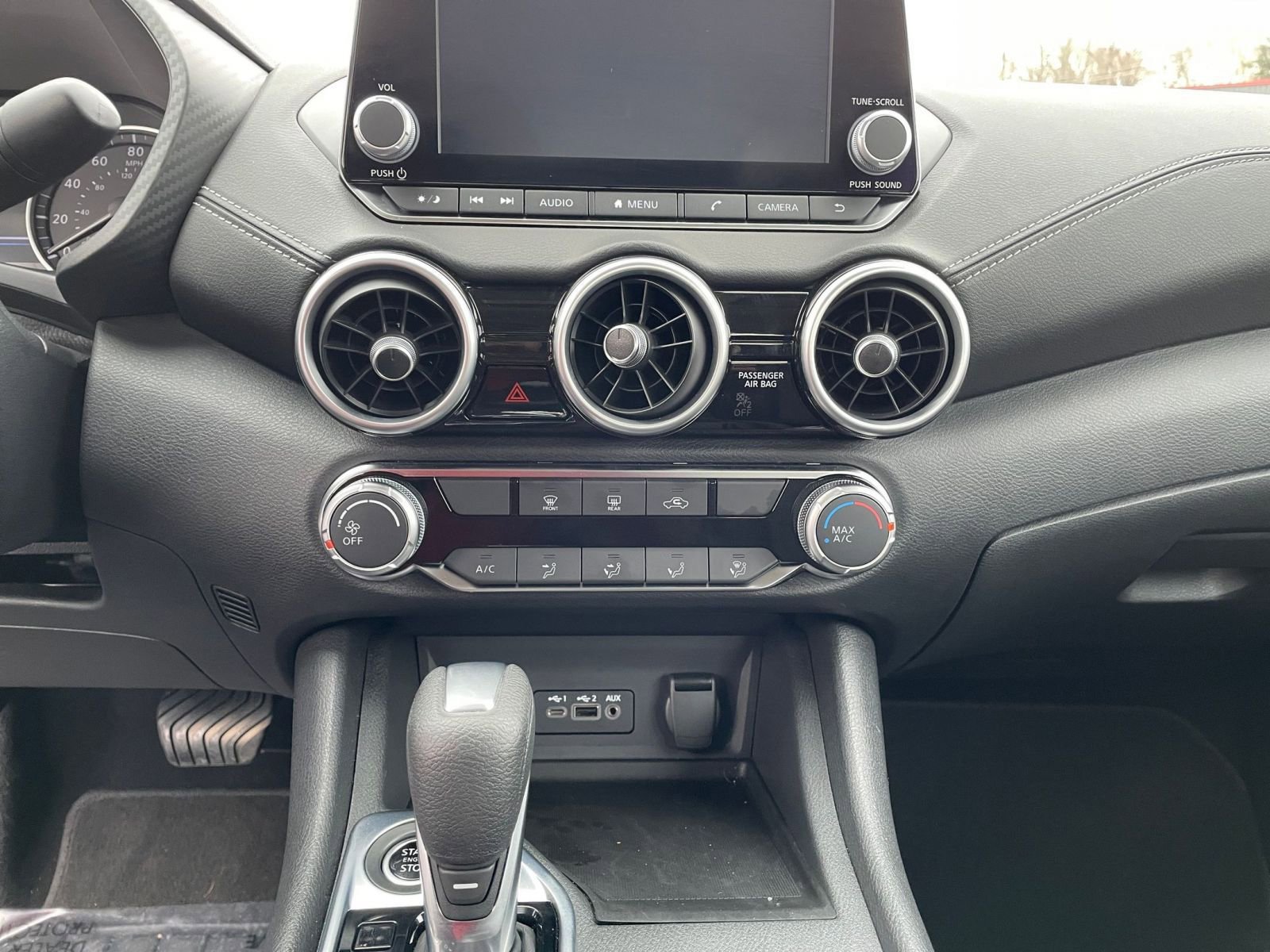 Used 2025 Nissan Sentra SV image 18