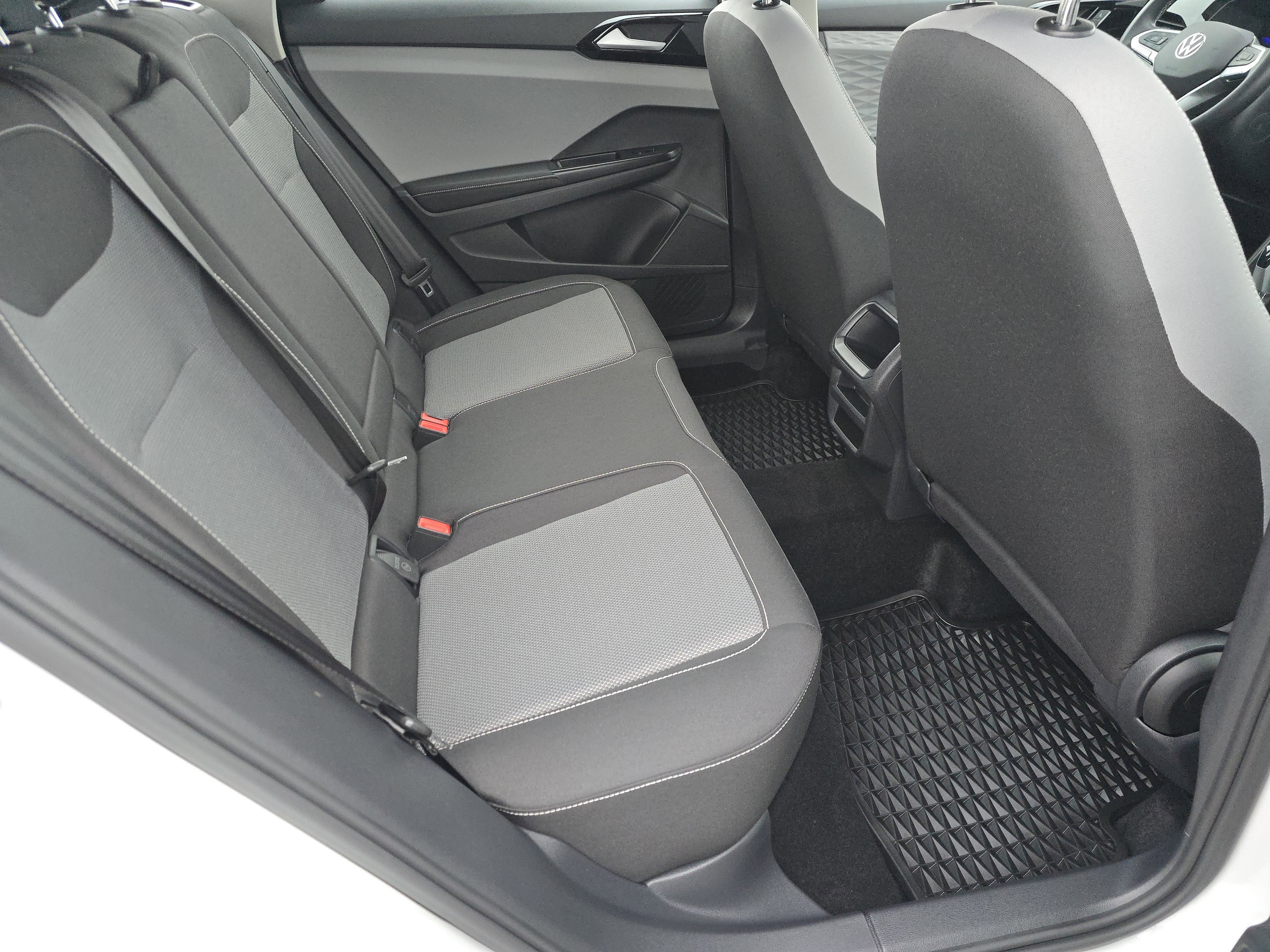 Certified 2024 Volkswagen Taos S image 17