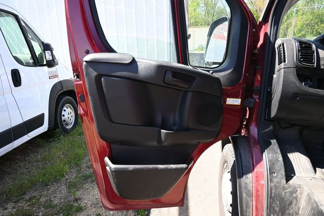 Used 2023 RAM ProMaster 2500 w/ Driver Convenience Group FWD image 15