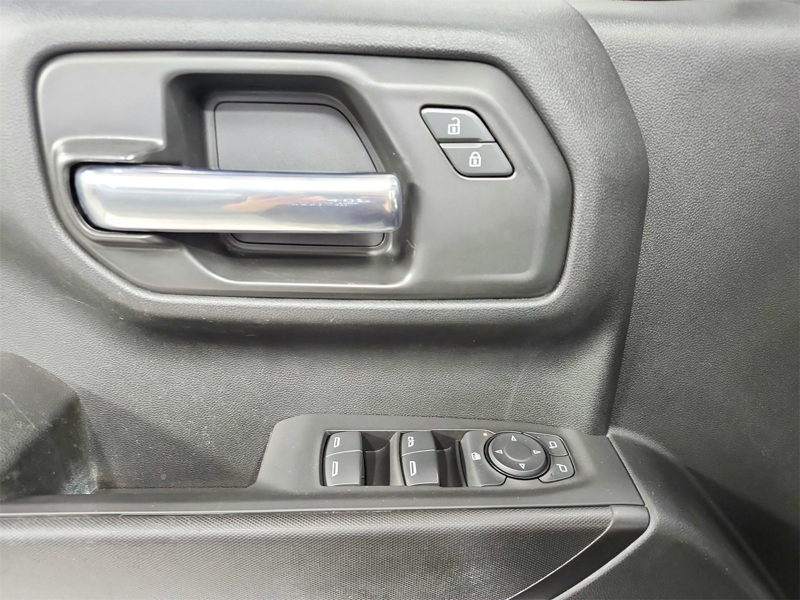 Used 2024 Chevrolet Silverado 1500 Custom image 29