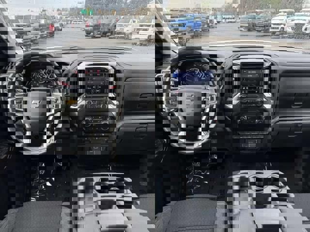 Used 2020 Chevrolet Silverado 1500 LT w/ LT Value Package image 13