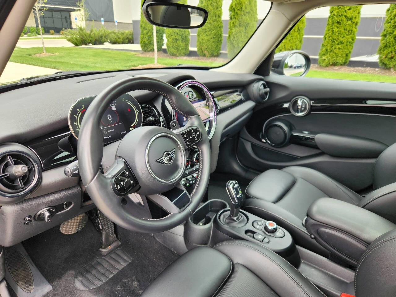 Used 2022 MINI Cooper S w/ Premium Package image 17
