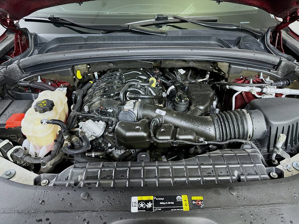 Used 2022 Jeep Grand Cherokee L Limited w/ Luxury Tech Group II image 9