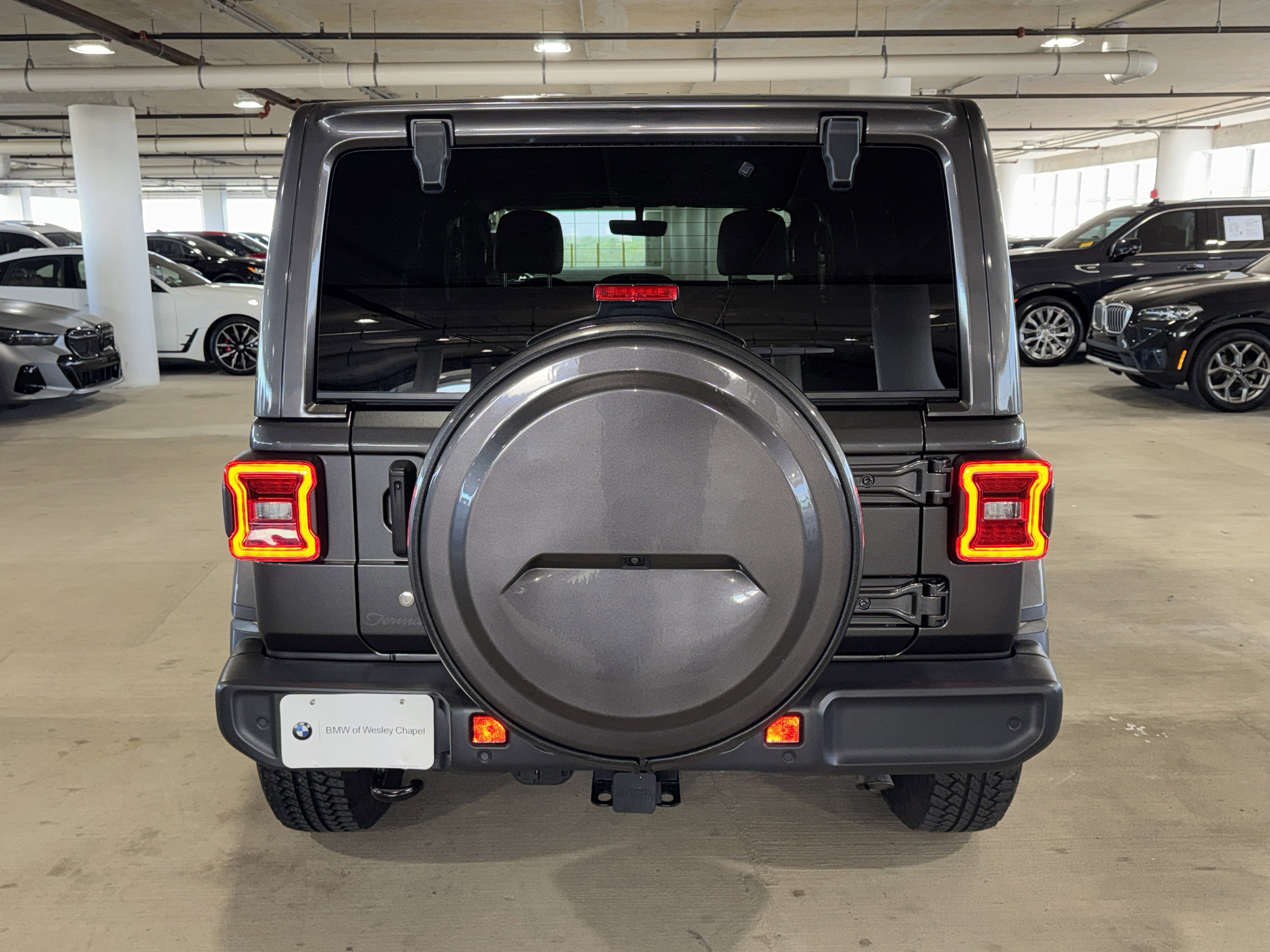 Used 2019 Jeep Wrangler Unlimited Sahara image 7