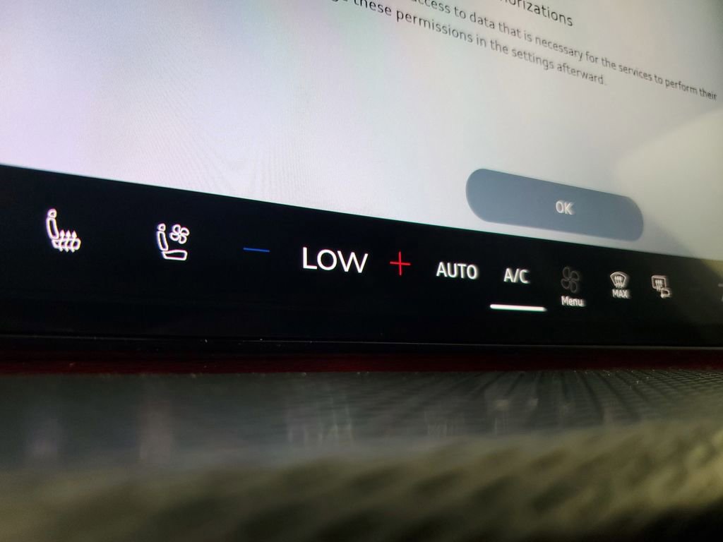 New 2026 Audi SQ5 Premium Plus image 29