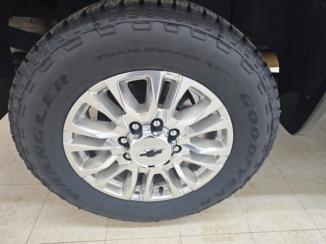 Used 2022 Chevrolet Silverado 2500 High Country image 10