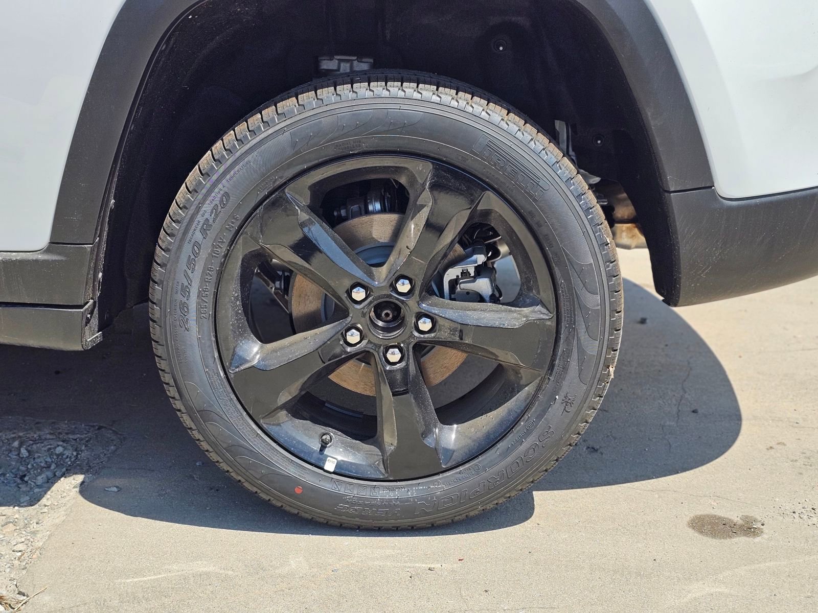 New 2026 Jeep Grand Cherokee Limited w/ Limited Altitude Package RWD image 9