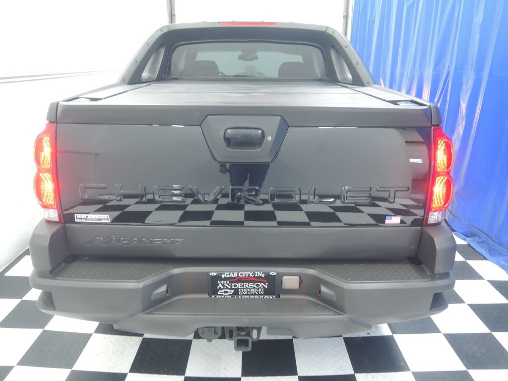 Used 2003 Chevrolet Avalanche 4x4 w/ The North Face Edition image 10