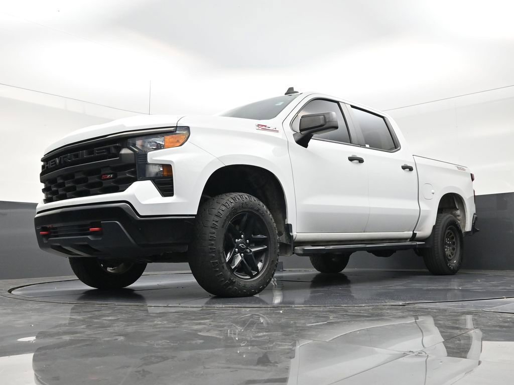 Used 2023 Chevrolet Silverado 1500 Custom Trail Boss AWD/4WD image 19