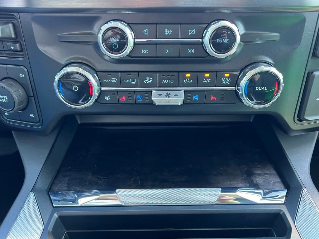 Used 2024 Ford F250 Lariat w/ Lariat Ultimate Package AWD/4WD image 30