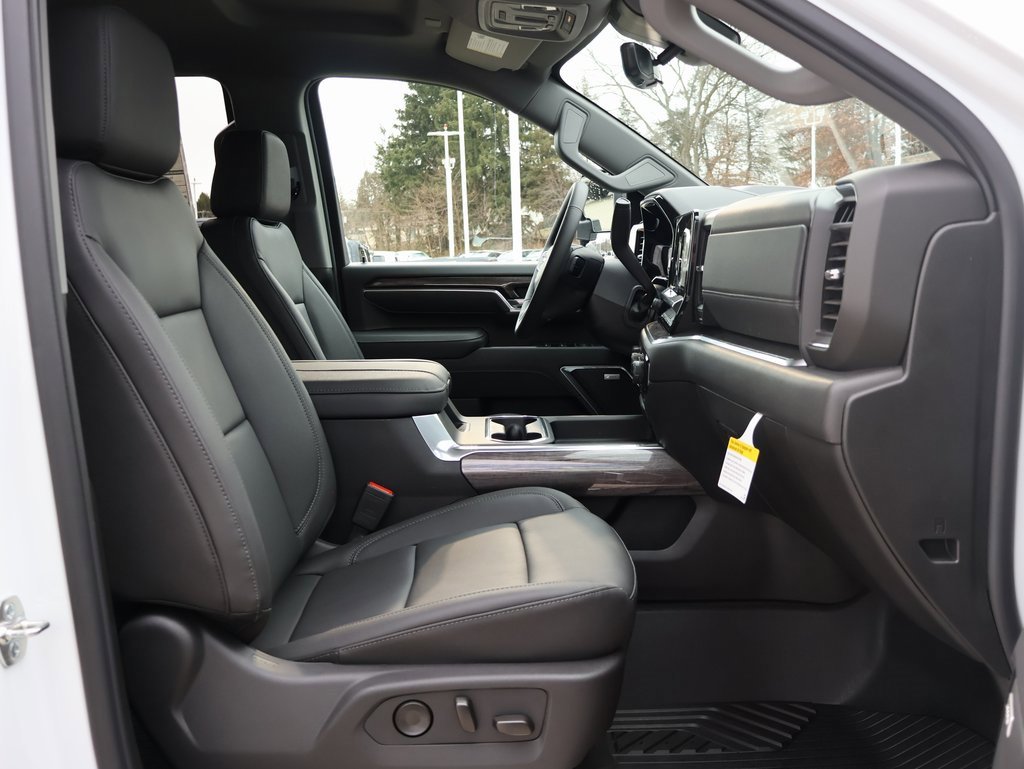 New 2026 Chevrolet Silverado 3500 LTZ w/ LTZ Plus Package image 44