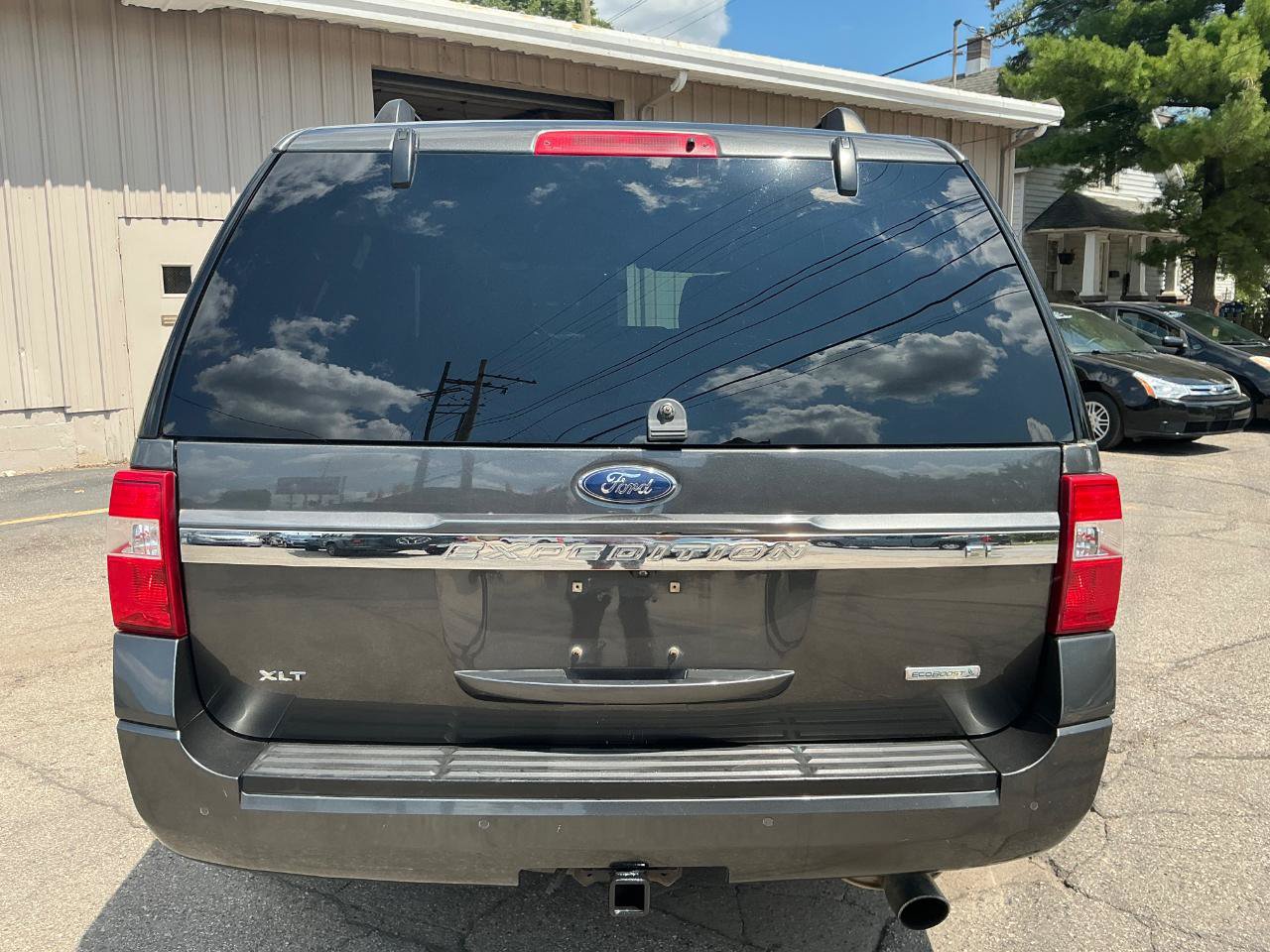 Used 2017 Ford Expedition EL XLT AWD/4WD image 5