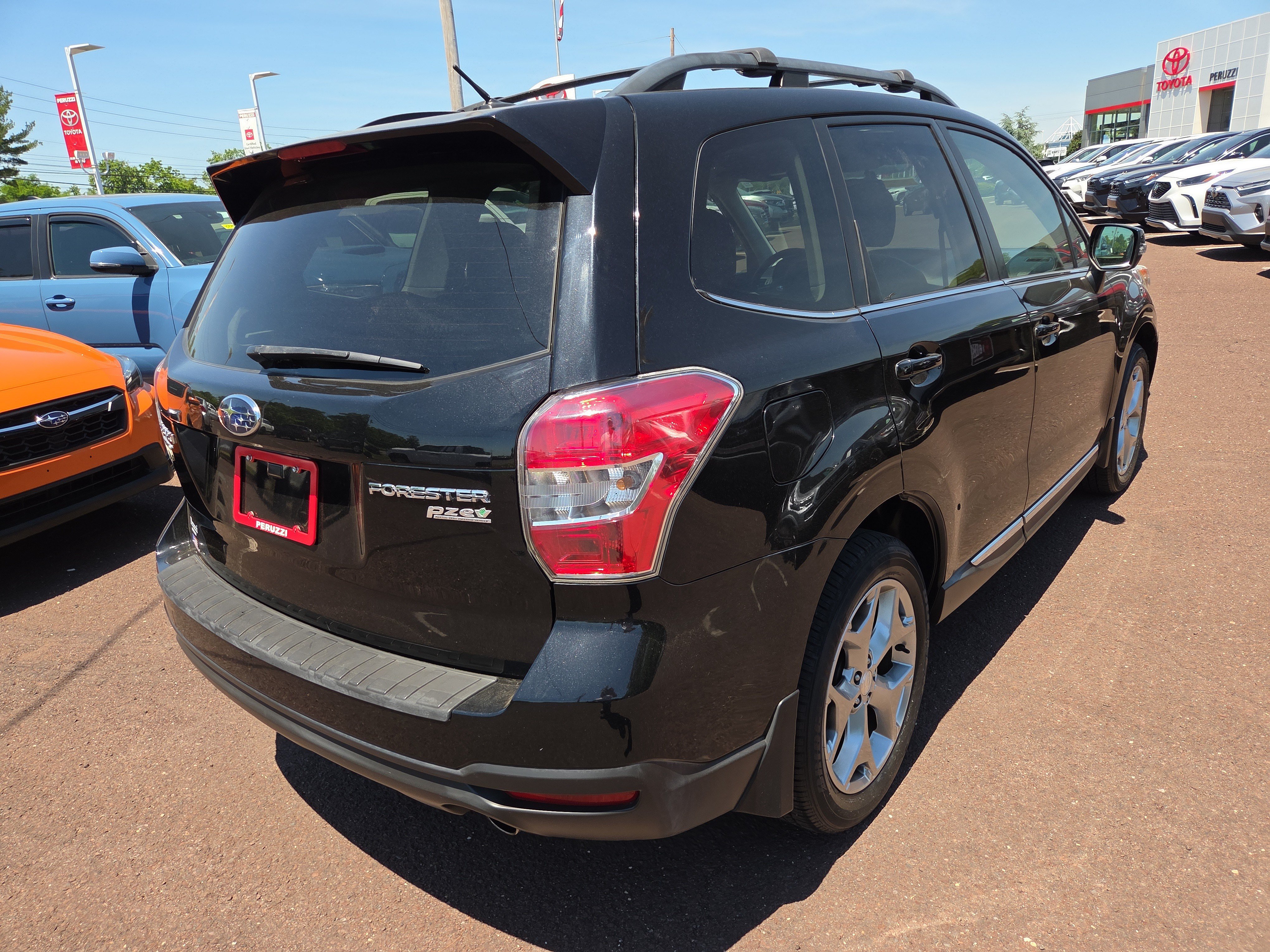 Used 2015 Subaru Forester 2.5i Touring AWD/4WD image 3