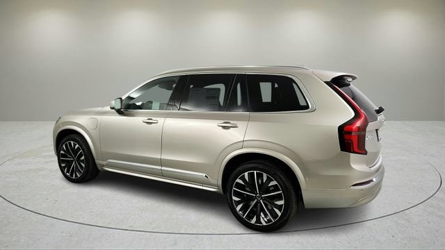 New 2026 Volvo XC90 T8 Plus w/ Protection Package Premier AWD/4WD image 6