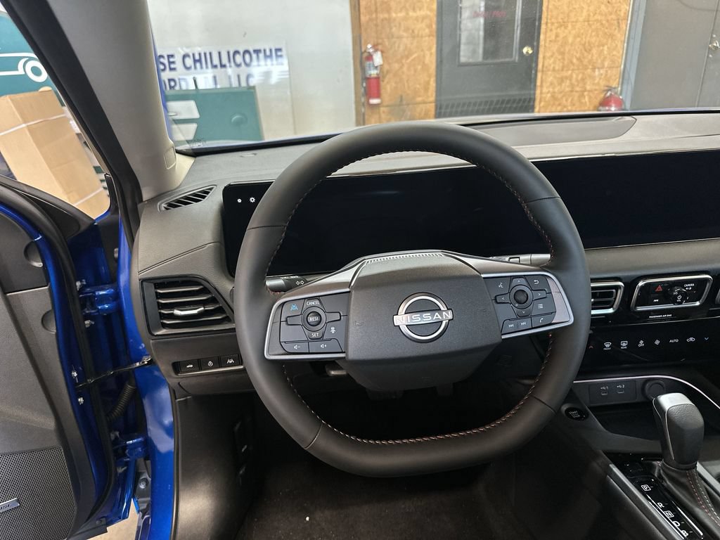 New 2026 Nissan Sentra SR w/ SR Premium Package FWD image 11