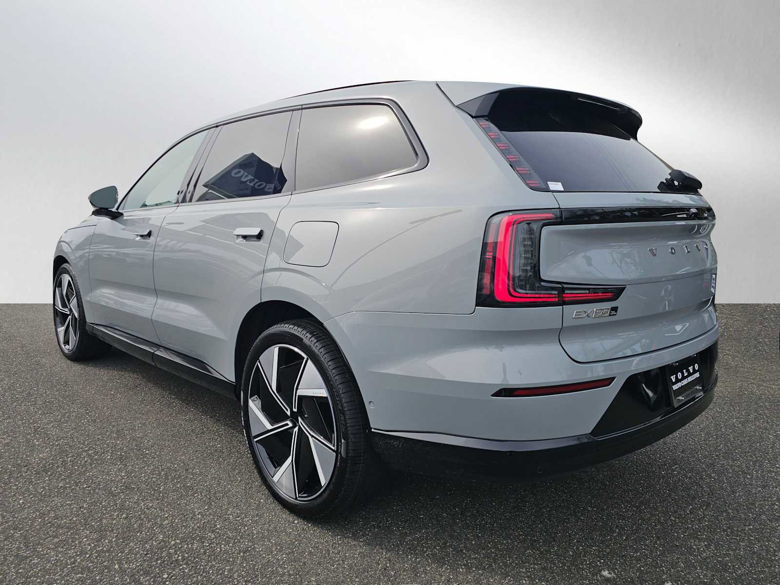 New 2026 Volvo EX90 Ultra image 5