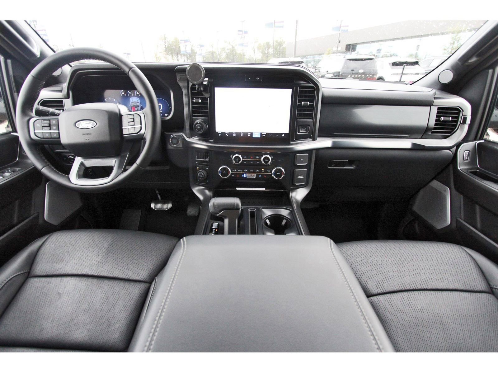 Used 2025 Ford F150 Lariat w/ Equipment Group 502A High image 11