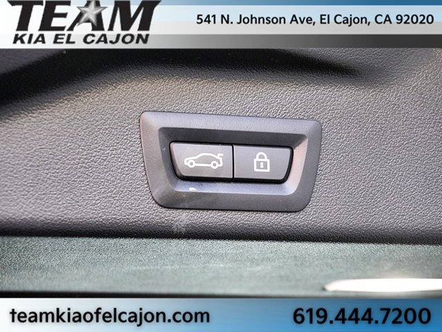 Used 2022 BMW X5 sDrive40i w/ Premium Package RWD image 16