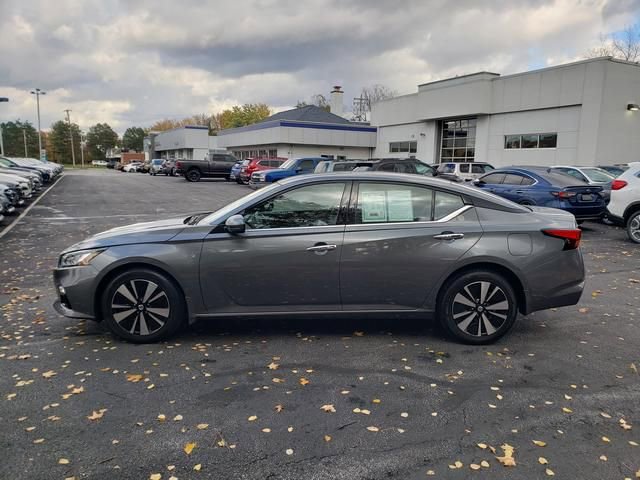 Used 2020 Nissan Altima 2.5 SV image 6