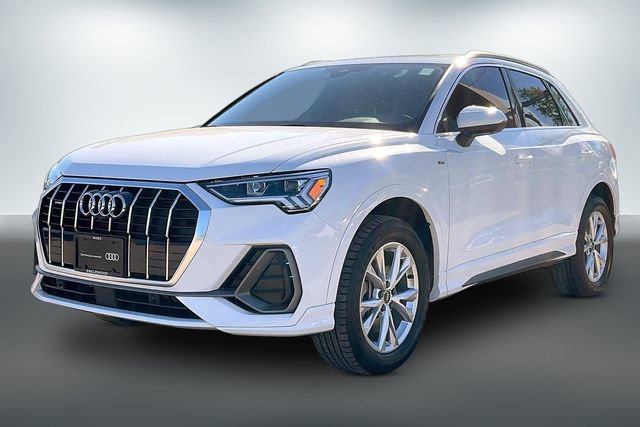 Certified 2023 Audi Q3 2.0T Premium Plus w/ Premium Plus Package AWD/4WD image 2
