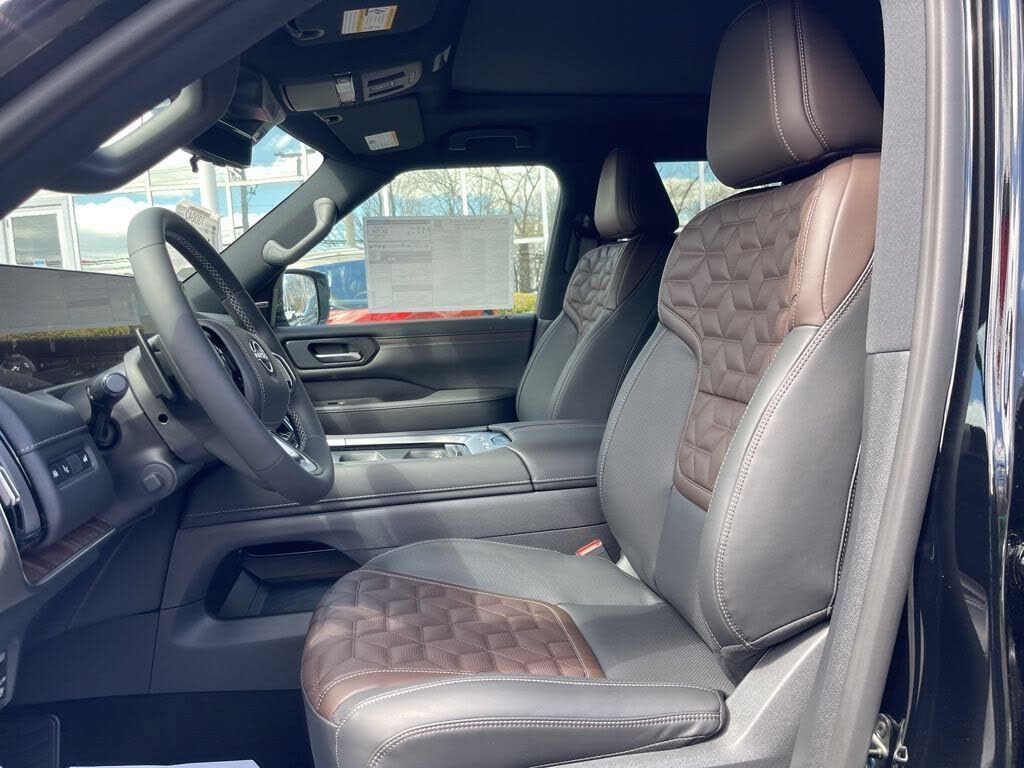 Used 2026 Nissan Armada Platinum Reserve AWD/4WD image 10