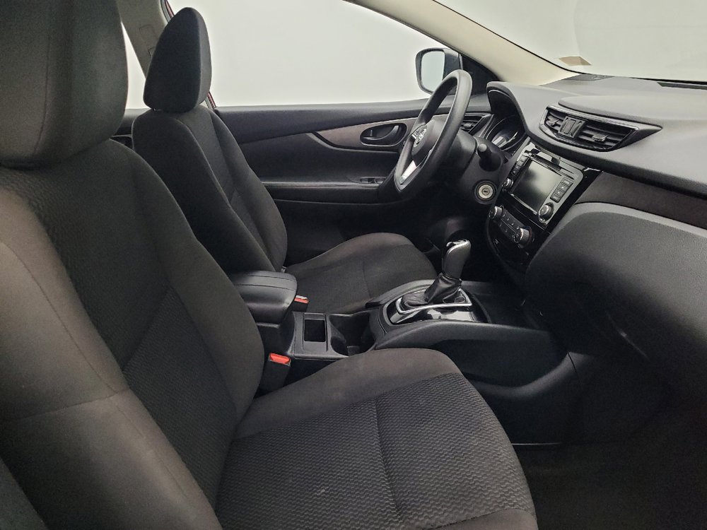 Used 2020 Nissan Rogue Sport S image 21