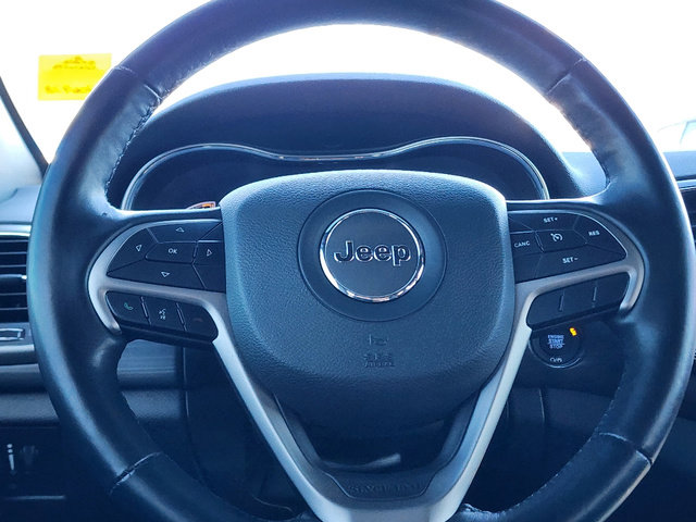 Certified 2021 Jeep Grand Cherokee Laredo X image 15