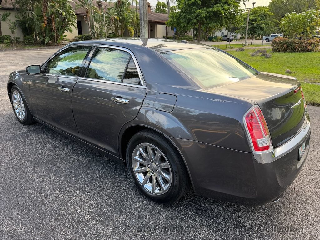 Used 2013 Chrysler 300 C RWD image 3