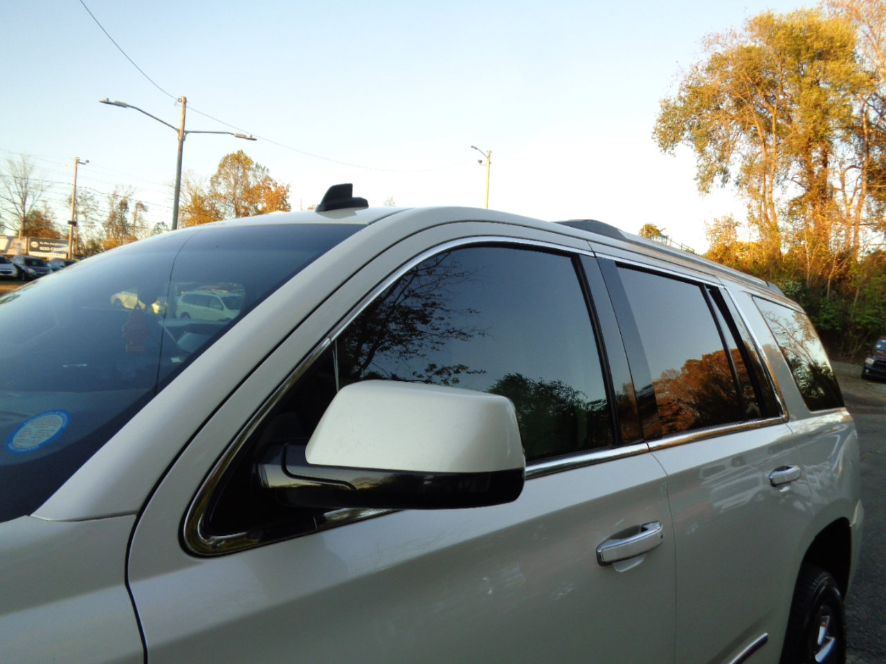 Used 2015 GMC Yukon Denali w/ Touring Package image 11