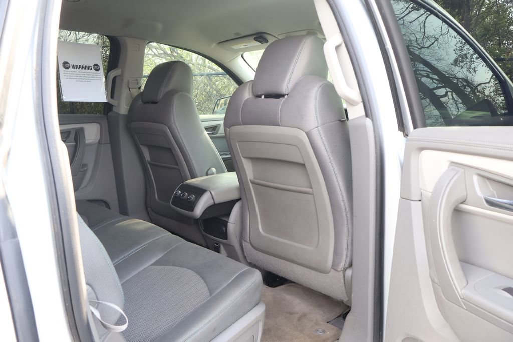 Used 2016 Chevrolet Traverse LS image 46