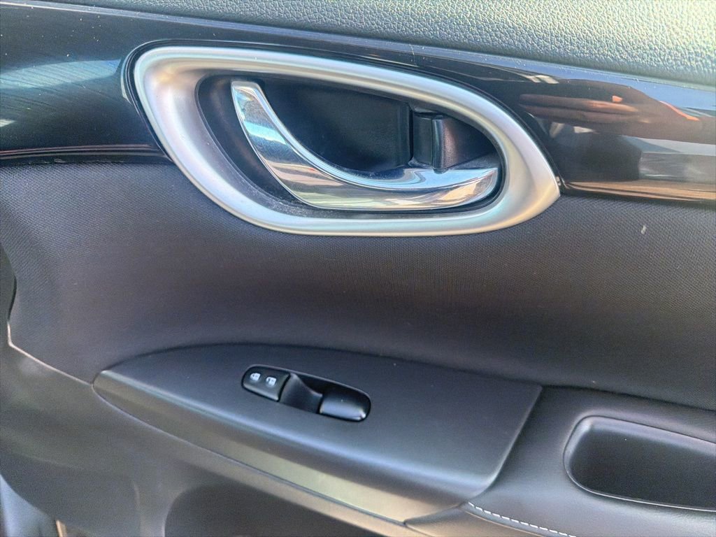 Used 2019 Nissan Sentra SV FWD image 20
