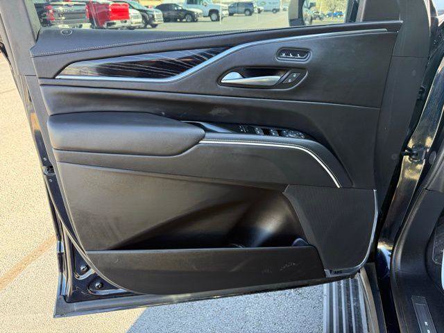 Used 2023 Cadillac Escalade ESV Sport w/ Touring Package AWD/4WD image 23