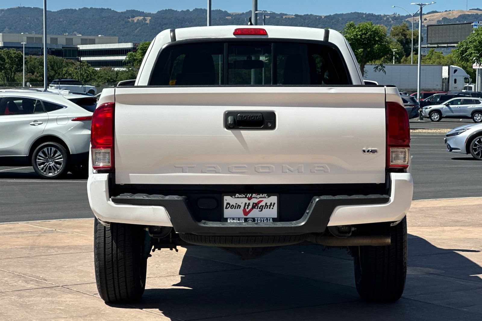 Certified 2016 Toyota Tacoma TRD Sport RWD image 6