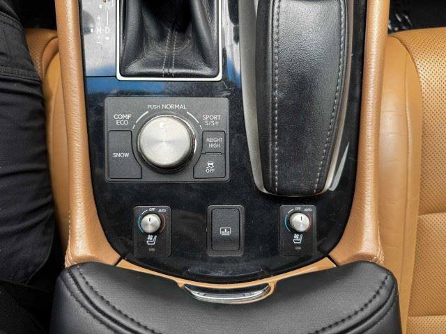 Used 2014 Lexus LS 460 w/ F Sport Package RWD image 37