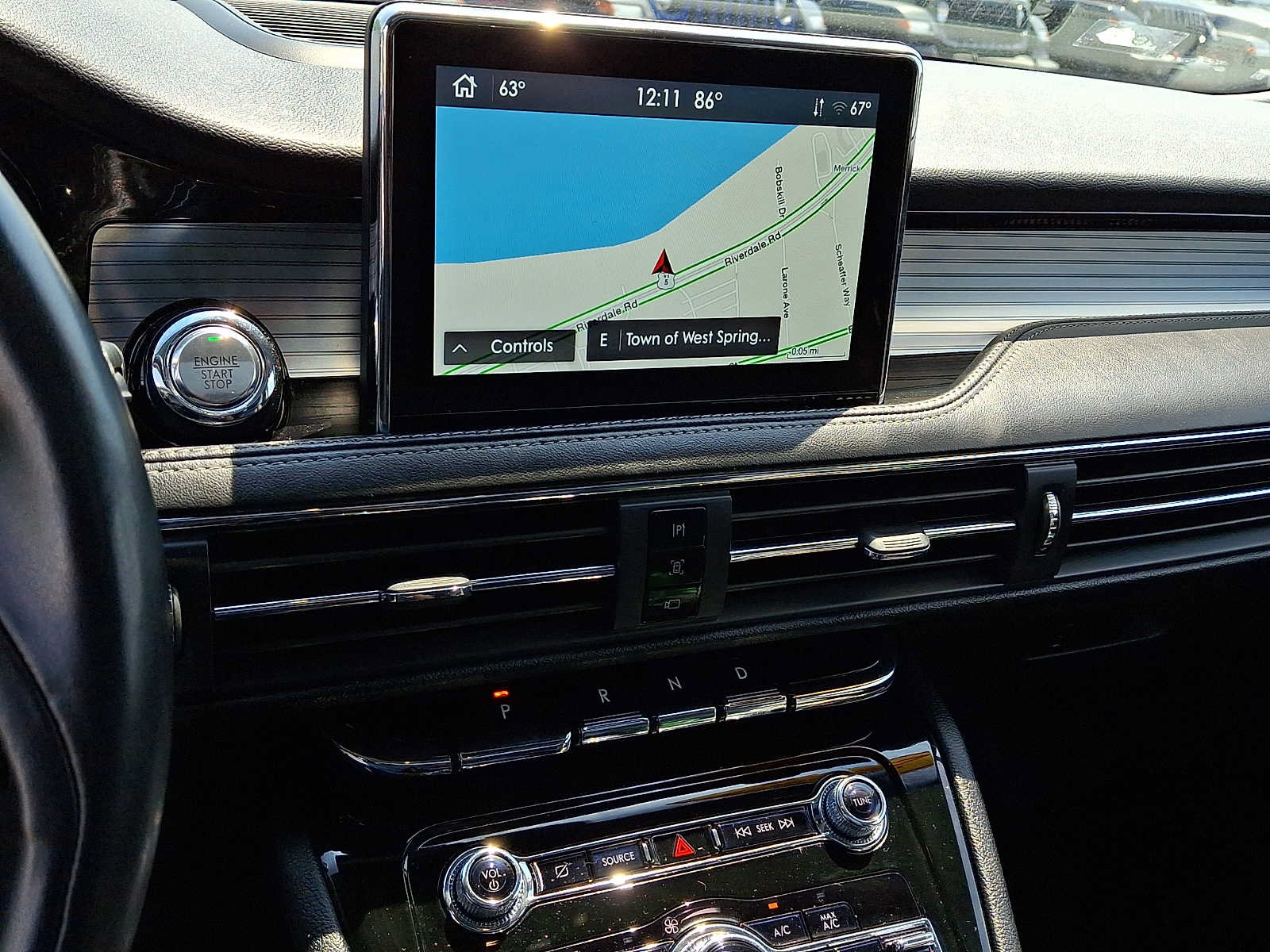 Used 2022 Lincoln Corsair AWD w/ Premium Package image 17