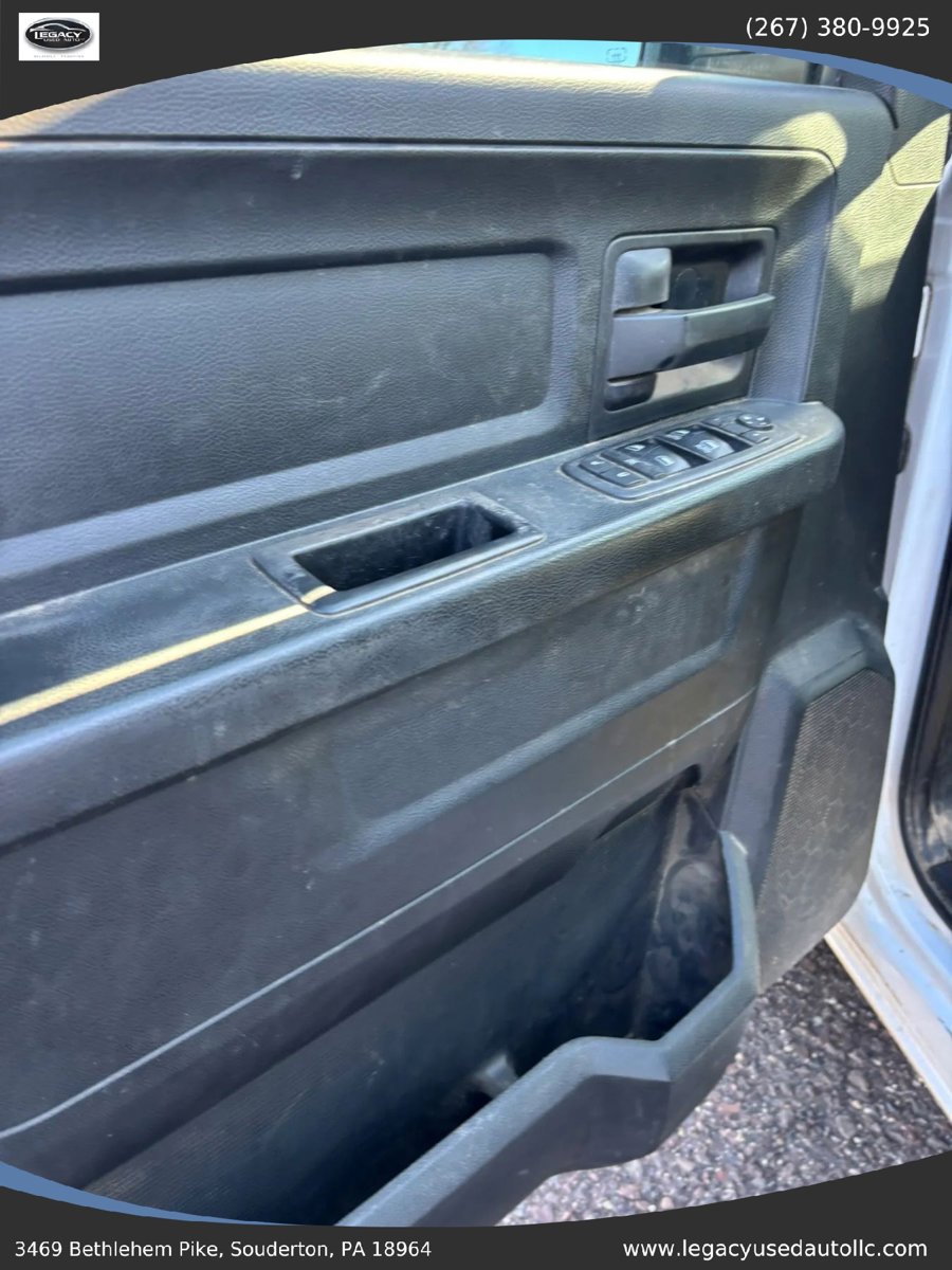 Used 2018 RAM 1500 Express w/ Express Value Package AWD/4WD image 22