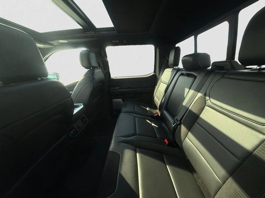 Certified 2023 Ford F150 Raptor w/ Raptor Carbon Fibre Package AWD/4WD image 8