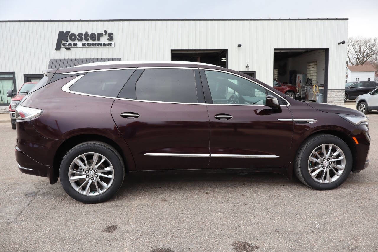 Used 2023 Buick Enclave Avenir w/ Trailering Package, 5000 lbs. AWD/4WD image 9