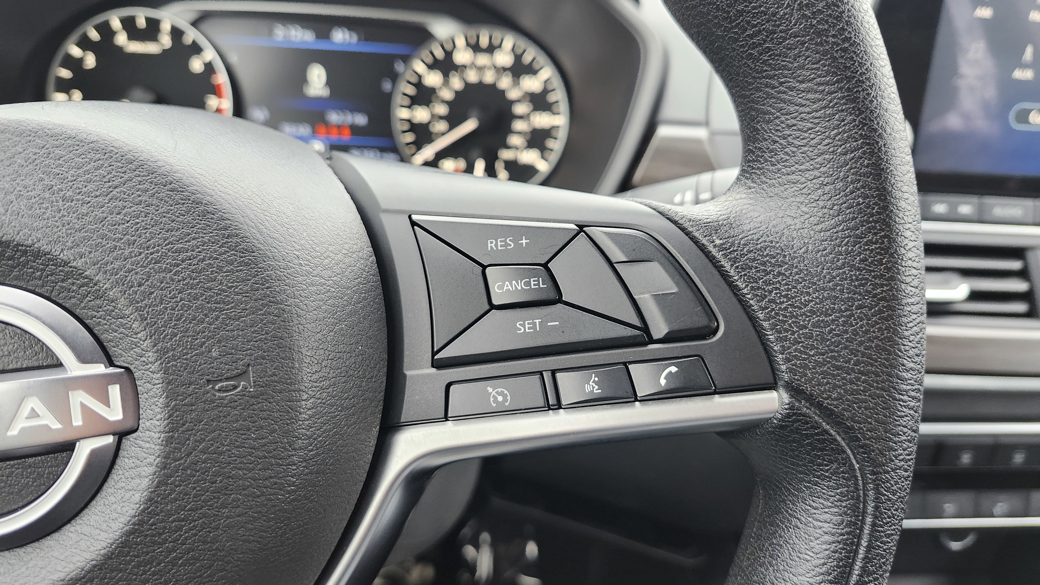 Used 2023 Nissan Altima 2.5 SV image 32